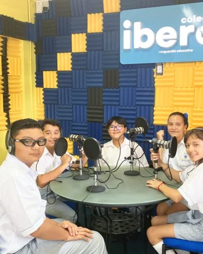 Recording Studio Instagram Secundaria Colegio Ibero